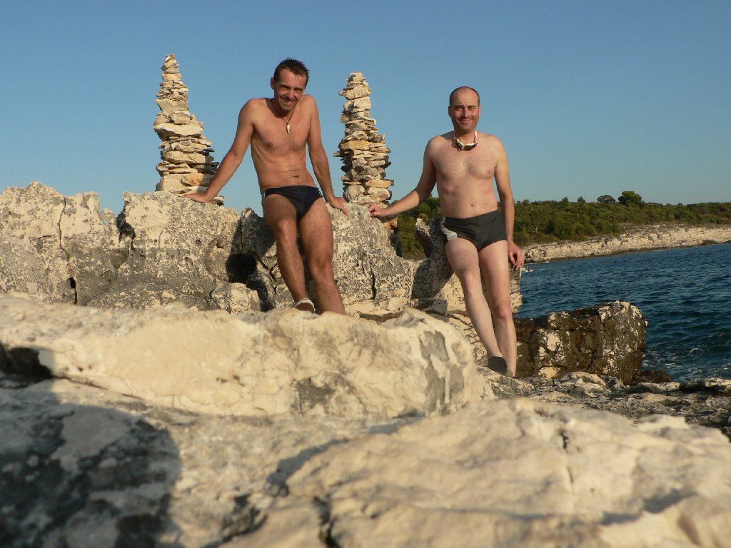 pihenes-a-sziklan - Gyertekvelem Napozás a sziklán