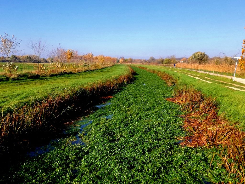 hdr - Gyertekvelem által-ér