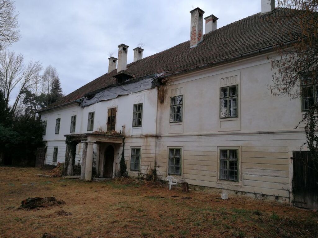kastely-tomord - Gyertekvelem Tömörd kastély 2019
