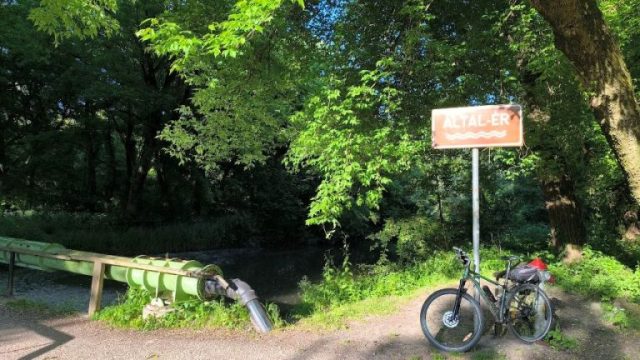 Híd az Által-ér fölött Tatán