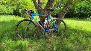 Specialized vázra egyedileg épített kerékpár