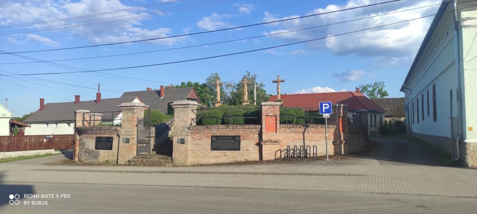 Igal, Kálvária, történelmi szempontból is kiemelt jelentőségű.