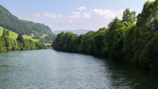 Mura folyó a kiszélesedő völgyben