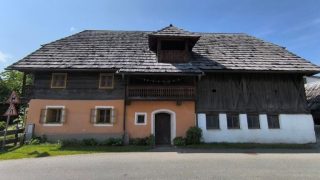 Régi parasztház a Mura mellett Murau közelében