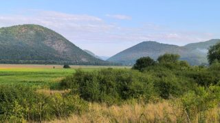 Jolsvatapolca Szlovákia, hegyek között kanyarogva kerékpárral