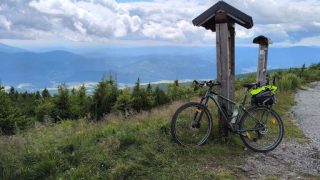 Kerékpárral a Király-Hegyre, a csúcs közelében