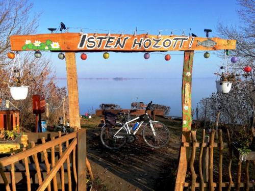 Ősszel a Tiszánál